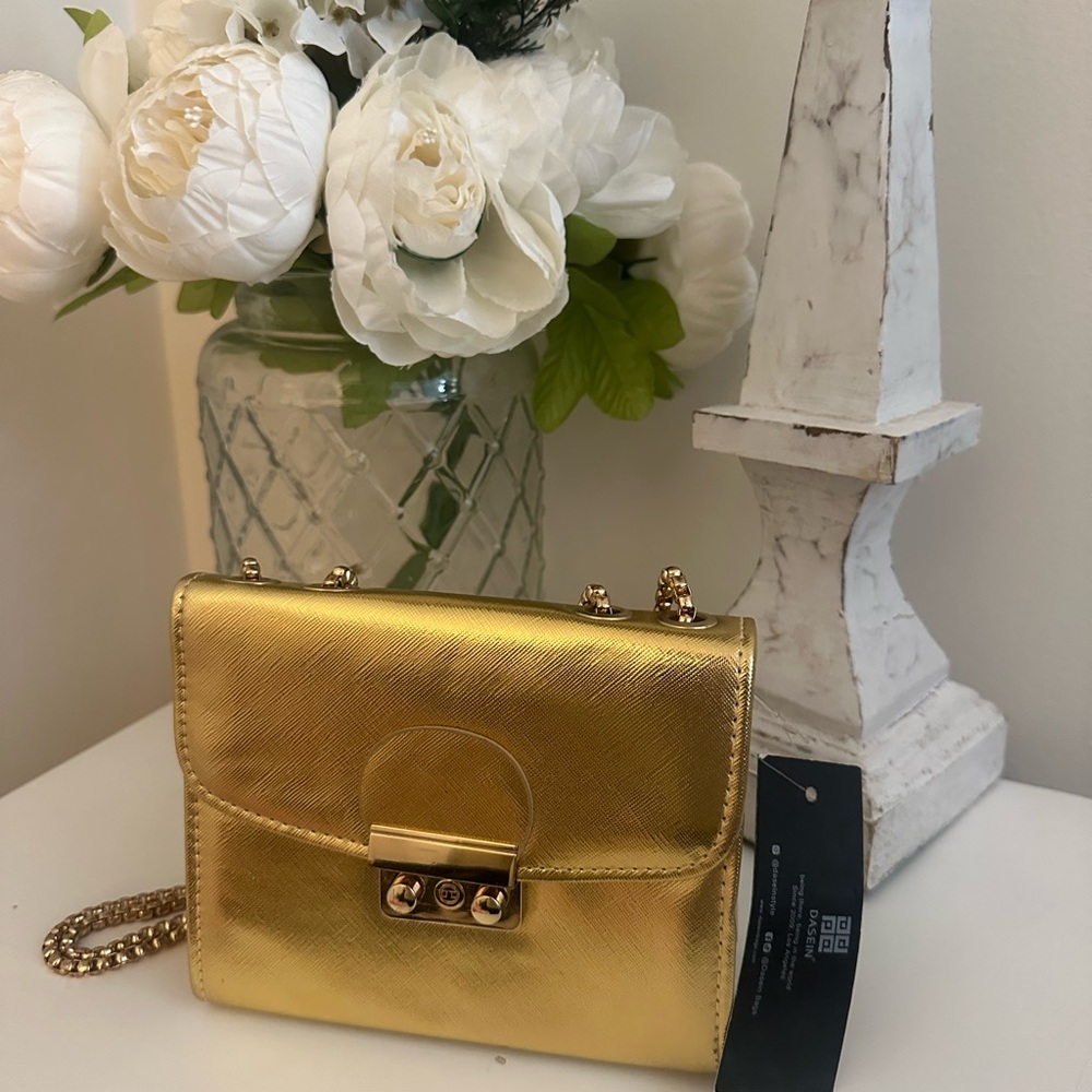 NWT- Gold Chain Crossbody Bag